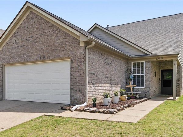 12055 HIDDEN DR, Arlington, TN 38002