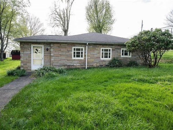 13000 Veronica Ln, Irwin, PA 15642