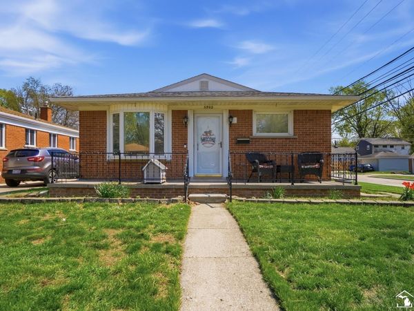 5902 N Lafayette Street, Dearborn Heights, MI 48127