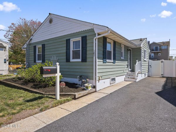 187 Washington Street, Keyport, NJ 07735