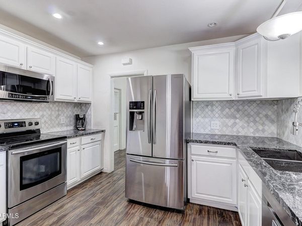 1802 E MISSOURI Avenue, Phoenix, AZ 85016