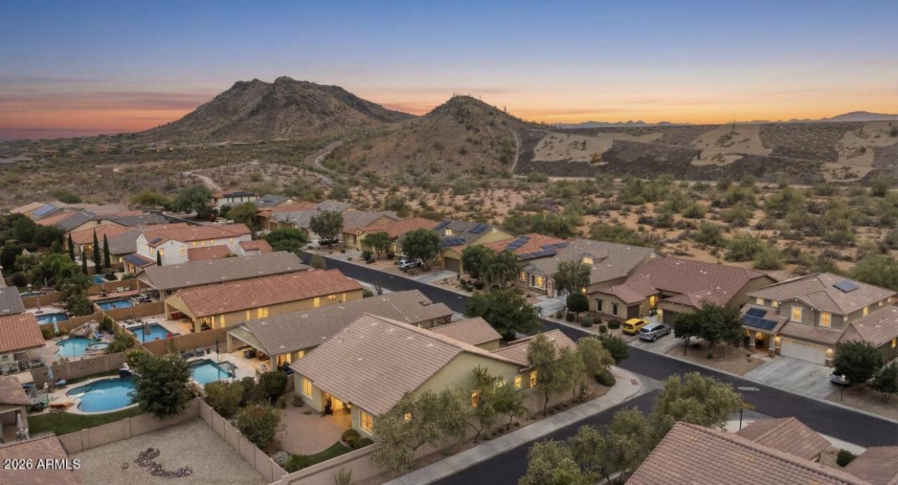 7873 W Fetlock Trail, Peoria, AZ 85383 Main Photo