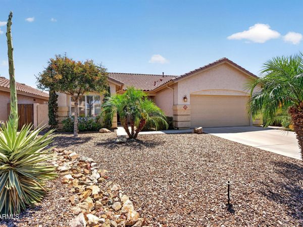 643 W DOUGLAS Avenue, Gilbert, AZ 85233