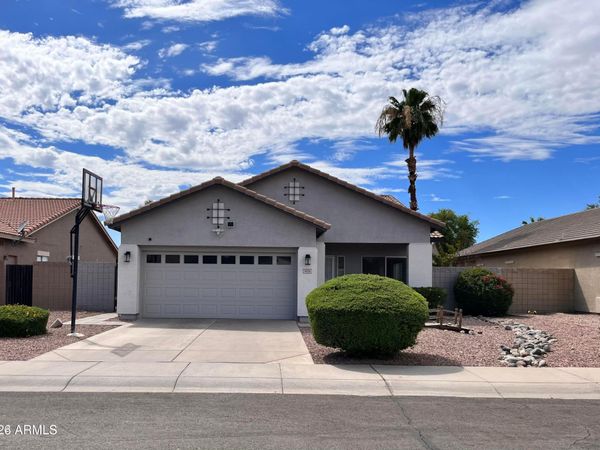 3616 S LOBACK Lane, Gilbert, AZ 85297