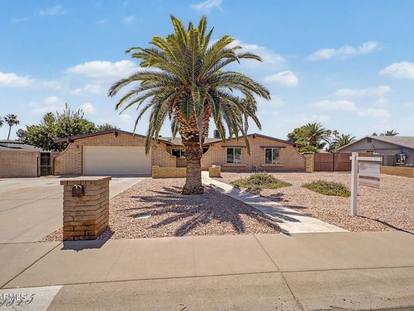5345 E GELDING Drive, Scottsdale, AZ 85254