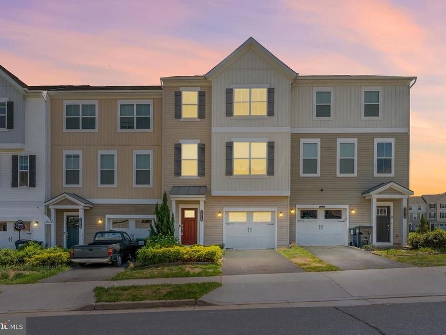 1418 Hudgins Farm Circle, Fredericksburg, VA 22408 Main Photo