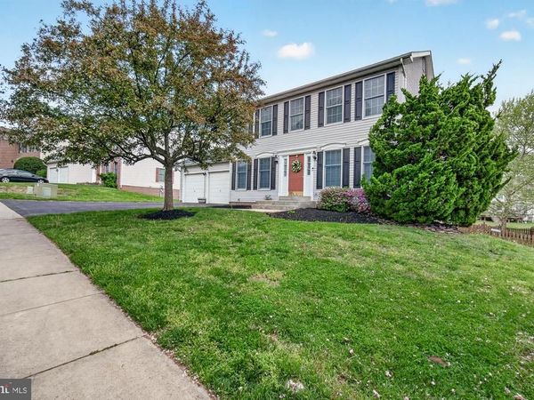 2094 E GREENLEAF DRIVE, FREDERICK, MD 21702