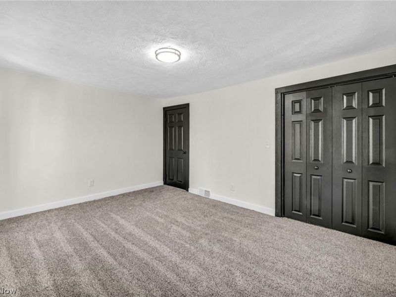 7339 River Road , Olmsted Falls, OH 44138 Photo 36