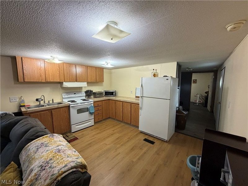 2316 Deerfield Drive , Deerfield, OH 44411 Photo 5