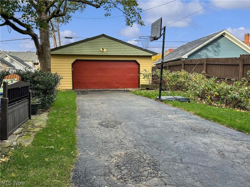 1798 W 47th Street , Cleveland, OH 44102 Photo 48