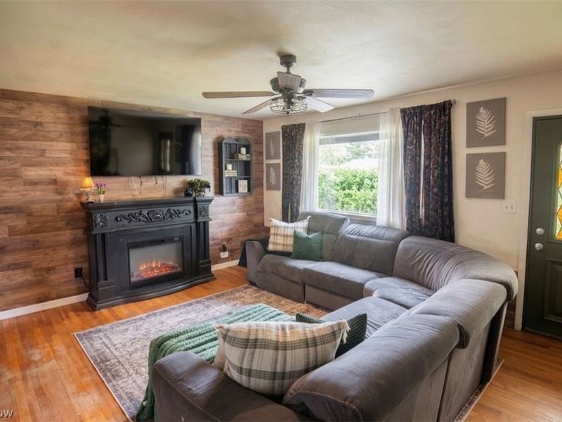 1514 Difford Drive , Niles, OH 44446 Photo 4