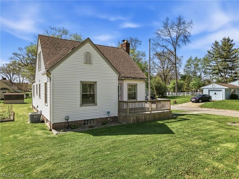 7202 Sheldon Avenue , Youngstown, OH 44512 Photo 2