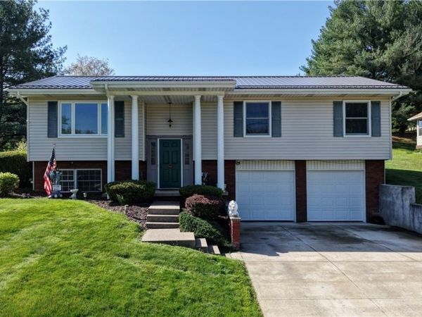 592 Hilan Avenue SW, New Philadelphia, OH 44663