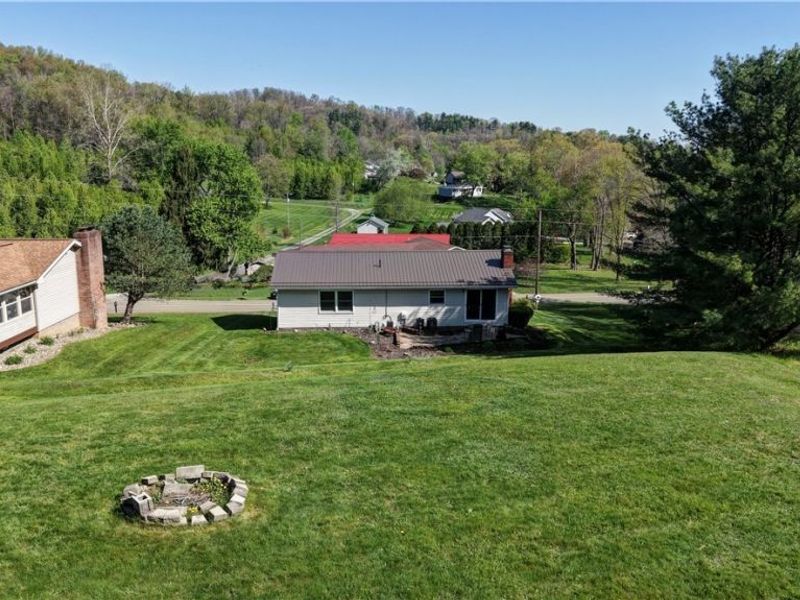 592 Hilan Avenue SW, New Philadelphia, OH 44663 Photo 23