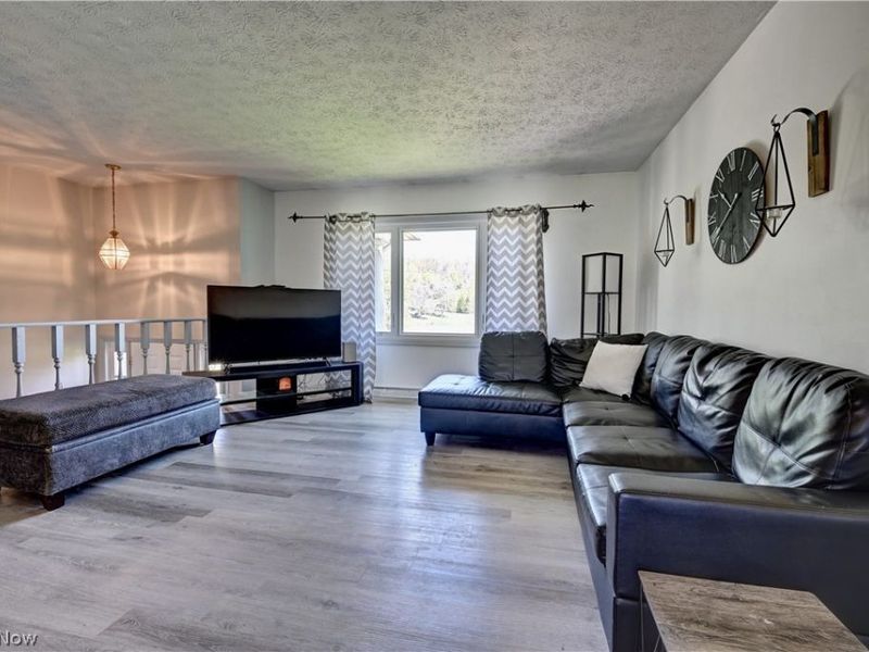 592 Hilan Avenue SW, New Philadelphia, OH 44663 Photo 4