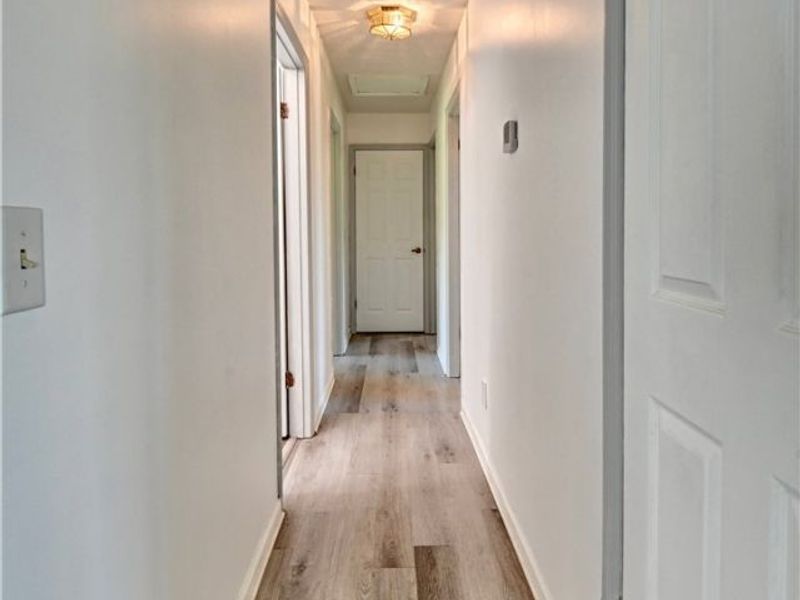 592 Hilan Avenue SW, New Philadelphia, OH 44663 Photo 9