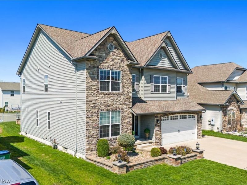 192 Shoreland Circle, Willowick, OH 44095 Photo 3