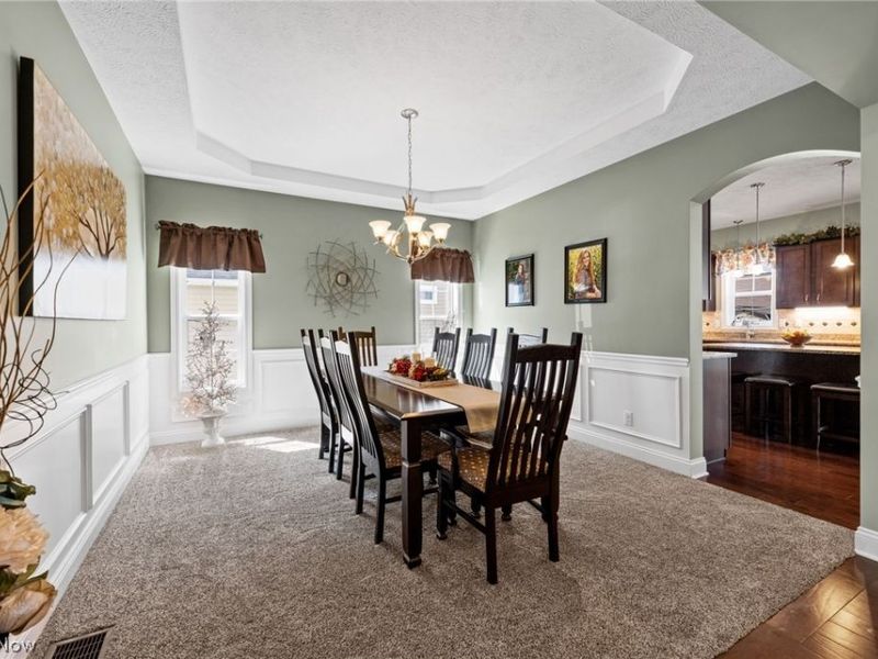 192 Shoreland Circle, Willowick, OH 44095 Photo 6