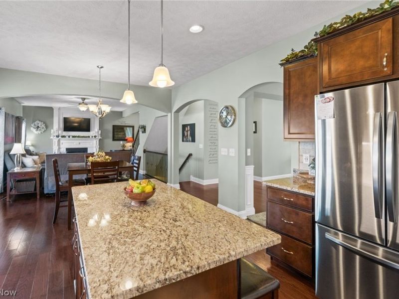 192 Shoreland Circle, Willowick, OH 44095 Photo 9