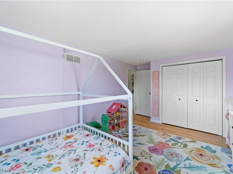 4040 W 213th Street , Fairview Park, OH 44126 Photo 22