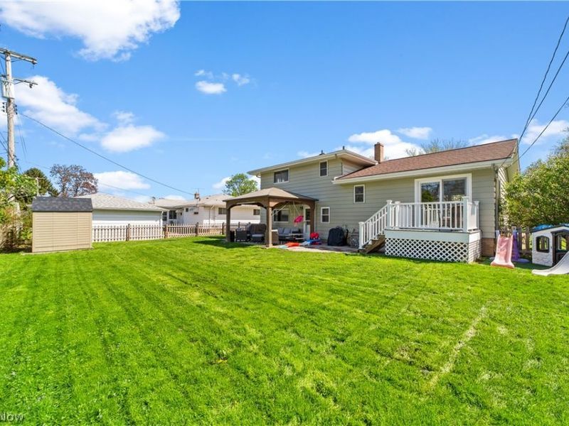 4040 W 213th Street , Fairview Park, OH 44126 Photo 32