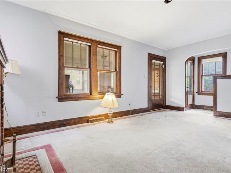 1616 Greenlawn Avenue, Akron, OH 44301 Photo 6