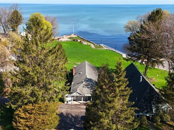 2187 Lake Road, Ontario, NY 14519