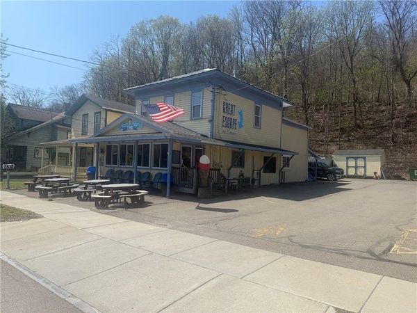 221 S Franklin Street , Watkins Glen, NY 14891