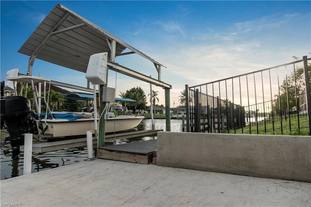 1906 SE 26th St, Cape Coral, FL 33904 Photo