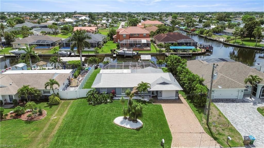 1906 SE 26th St, Cape Coral, FL 33904 Photo