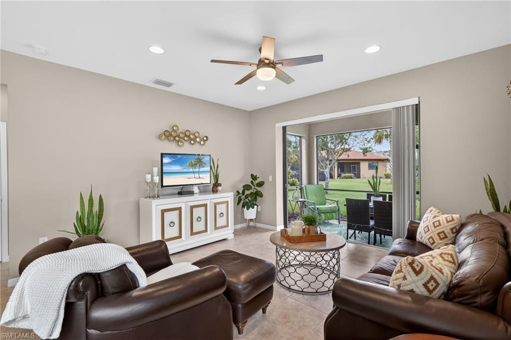 10894 Glenhurst St, Fort Myers, FL 33913 Photo