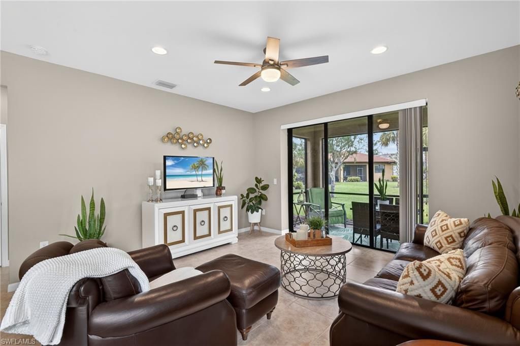 10894 Glenhurst St, Fort Myers, FL 33913 Photo