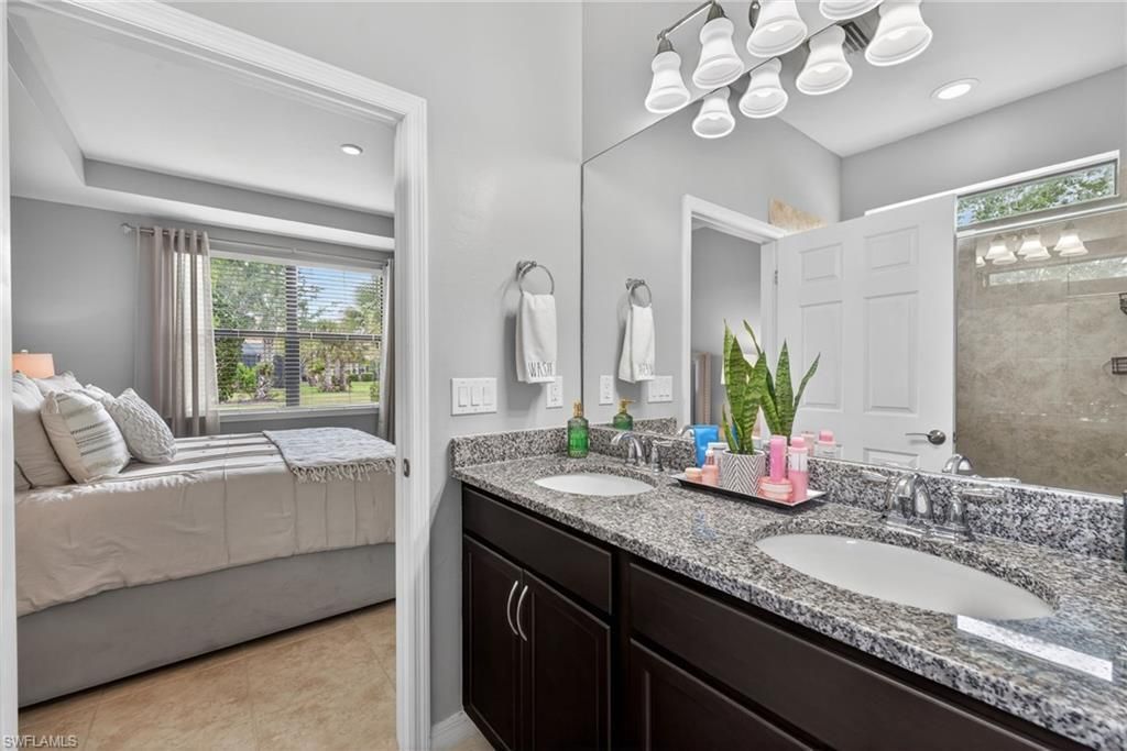 10894 Glenhurst St, Fort Myers, FL 33913 Photo
