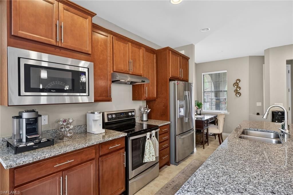 10894 Glenhurst St, Fort Myers, FL 33913 Photo