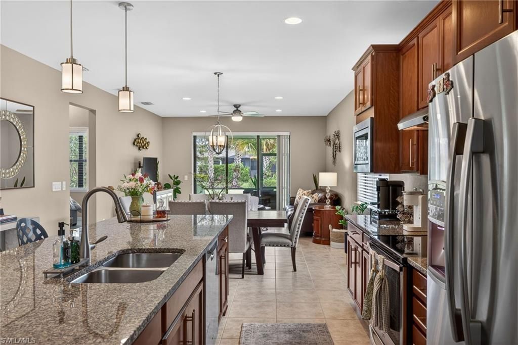 10894 Glenhurst St, Fort Myers, FL 33913 Photo