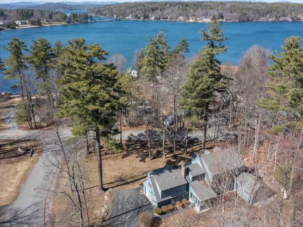 286 Dockham Shore Road, Gilford, NH 03249