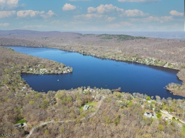 56 Plumer Rd, Frankford, NJ 07826
