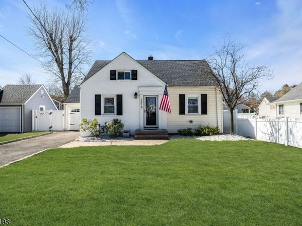 380 Westfield Rd, Scotch Plains, NJ 07076