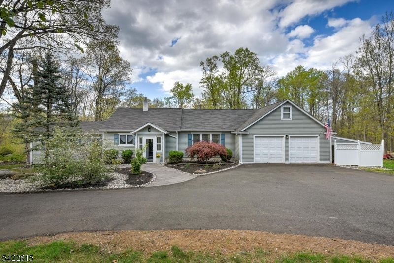 9 Zion Rd, East Amwell, NJ 08525 Main Photo