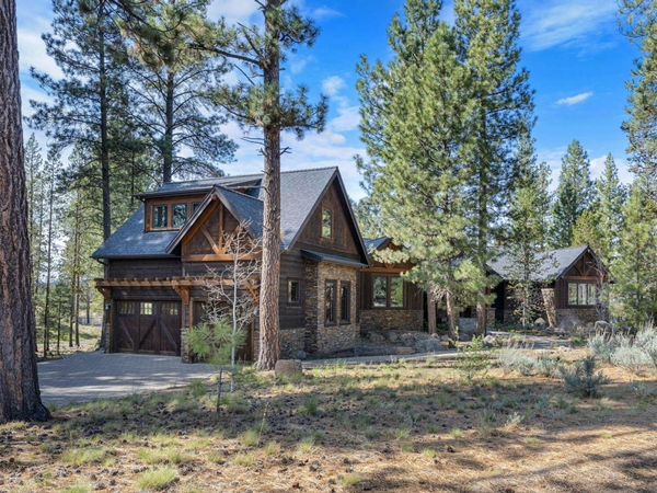 56373 Trailmere Circle, Bend, OR 97707