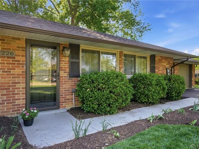 9226 Stephanie Street, Dayton, OH 45458 Photo 4