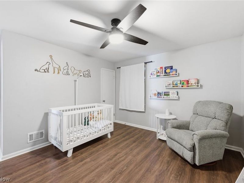 8303 Snow Road , Parma, OH 44129 Photo 18