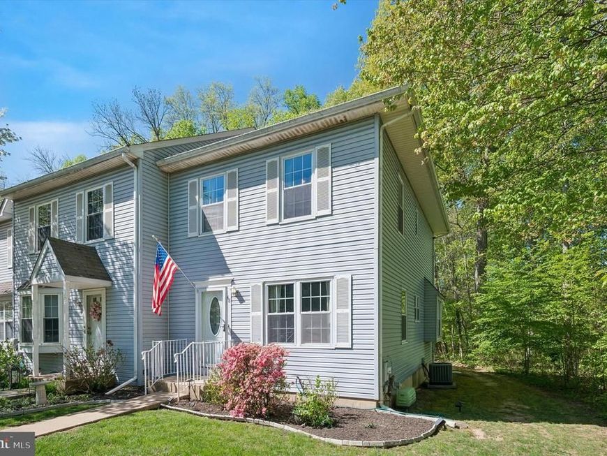 48 Andrews Court, Aston, PA 19014 Main Photo