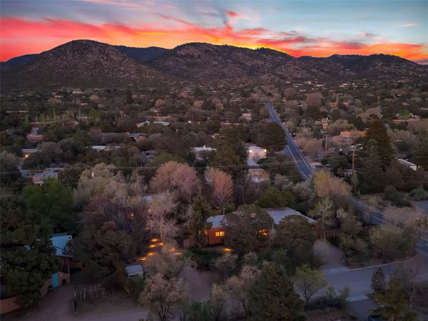 634 Copita Lane , Santa Fe, NM 87505