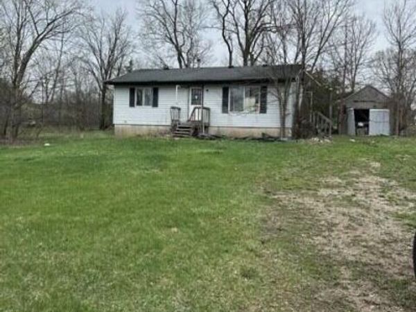 3080 W Needmore Highway, Charlotte, MI 48813