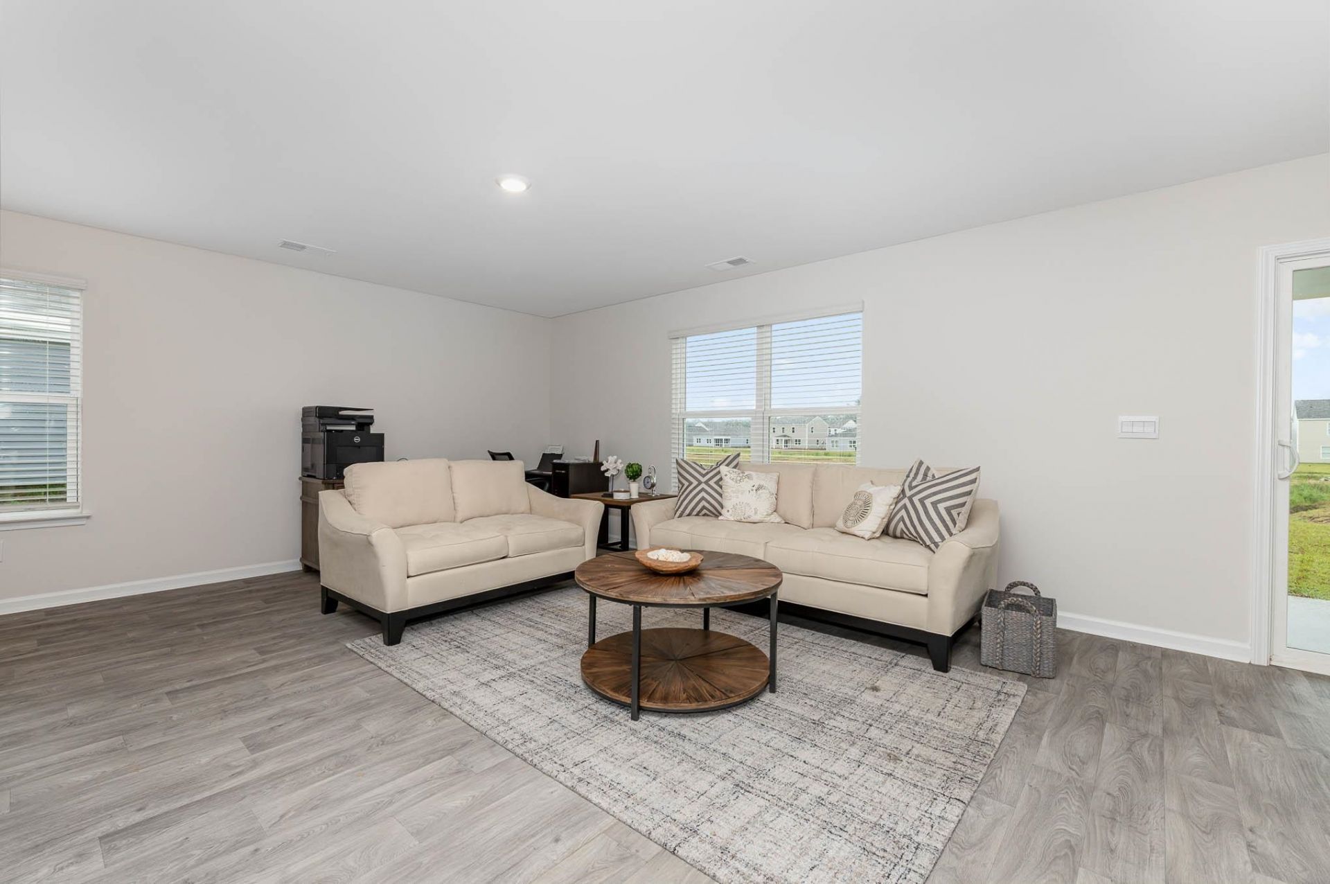 614 Strawberry Field Way  Photo 15