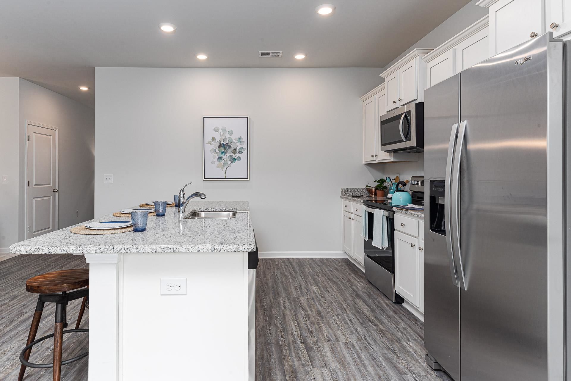 3006 Waterfall Way  Photo 4