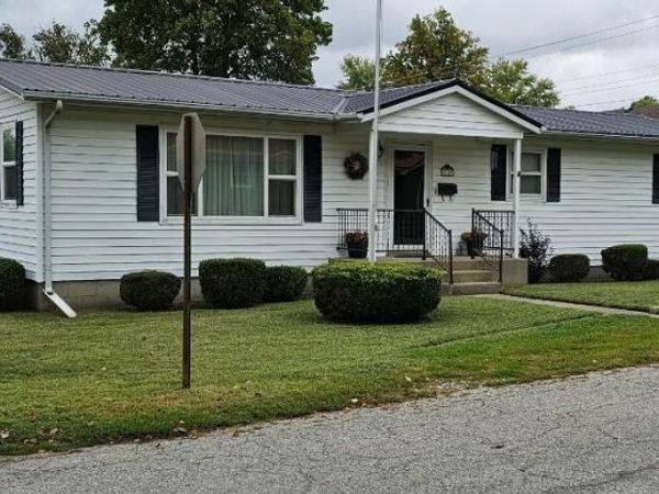 215 Railroad Street, Covington, IN 47932