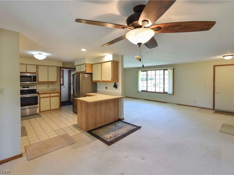 13530 Amodio Avenue NW, Uniontown, OH 44685 Photo 10