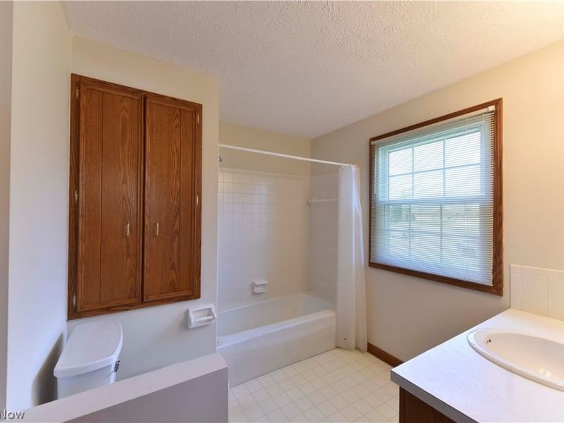 13530 Amodio Avenue NW, Uniontown, OH 44685 Photo 26